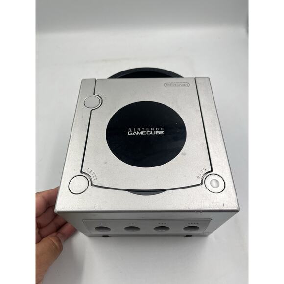 Nintendo GameCube DOL-001 Silver Console Only - Tested & Working - Picture 11 of 11